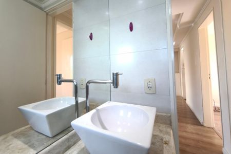 Apartamento à venda com 78m², 3 quartos e 2 vagasBanheiro Social