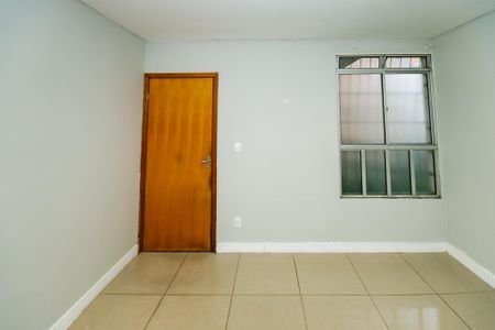 Apartamento à venda com 2 quartos, 47m² em São João Batista, Belo Horizonte