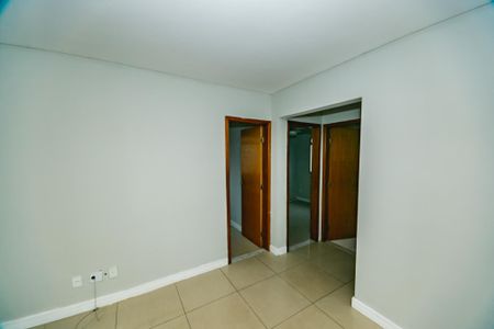 Apartamento à venda com 2 quartos, 47m² em São João Batista, Belo Horizonte