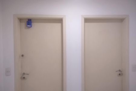 Apartamento à venda com 107m², 3 quartos e 2 vagas Apartamento à venda com 107m², 3 quartos e 2 vagasLockbox