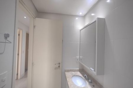 Apartamento à venda com 107m², 3 quartos e 2 vagas Apartamento à venda com 107m², 3 quartos e 2 vagasBanheiro
