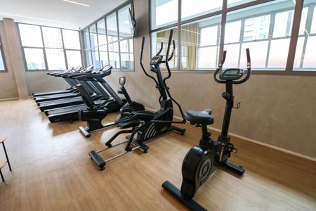 Apartamento à venda com 77m², 2 quartos e 1 vaga Apartamento à venda com 77m², 2 quartos e 1 vagaÁrea comum - Academia