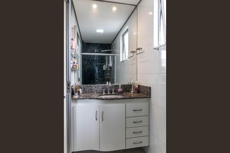 Apartamento à venda com 93m², 3 quartos e 2 vagasBanheiro da Suíte