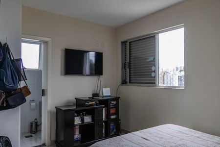Apartamento à venda com 93m², 3 quartos e 2 vagasSuíte