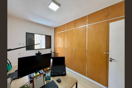 Casa à venda com 90m², 2 quartos e 1 vagaQuarto 1