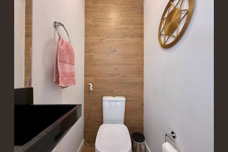 Casa à venda com 90m², 2 quartos e 1 vagaLavabo