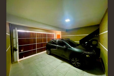 Casa à venda com 319m², 3 quartos e 2 vagasGaragem