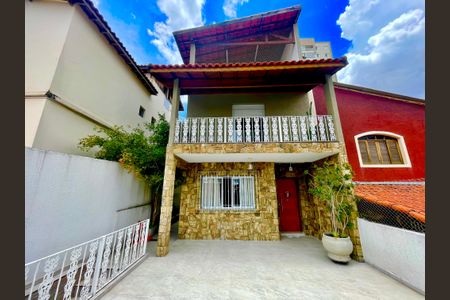 Casa à venda com 319m², 3 quartos e 2 vagasSacada sala