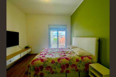 Casa à venda com 319m², 3 quartos e 2 vagasQuarto 1