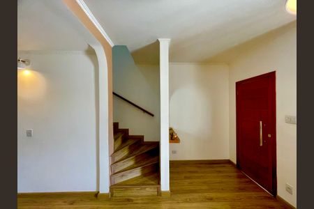 Casa à venda com 319m², 3 quartos e 2 vagasSala