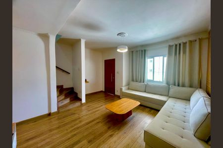 Sala de casa para alugar com 3 quartos, 319m² em Vila Rosalia, Guarulhos