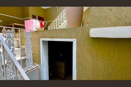 Casa à venda com 319m², 3 quartos e 2 vagasDeposito