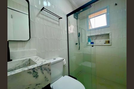 Casa à venda com 319m², 3 quartos e 2 vagasBanheiro 1