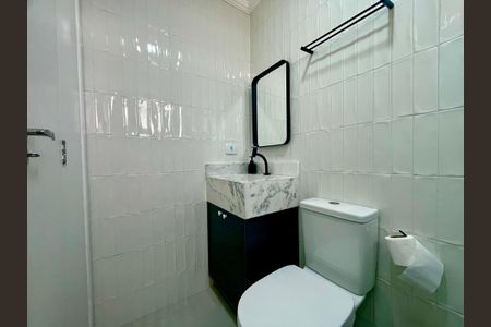 Casa à venda com 319m², 3 quartos e 2 vagasBanheiro 1