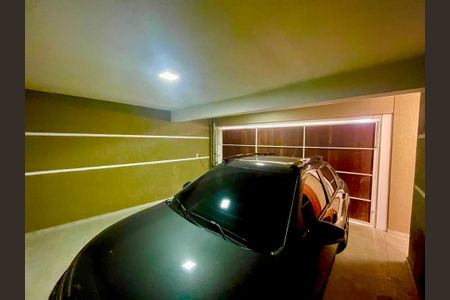 Casa à venda com 319m², 3 quartos e 2 vagasGaragem
