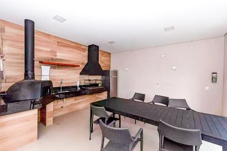 Apartamento à venda com 55m², 2 quartos e 1 vagaChurrasqueira