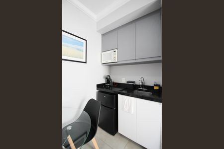 Apartamento à venda com 33m², 1 quarto e 1 vaga Apartamento à venda com 33m², 1 quarto e 1 vagaCozinha