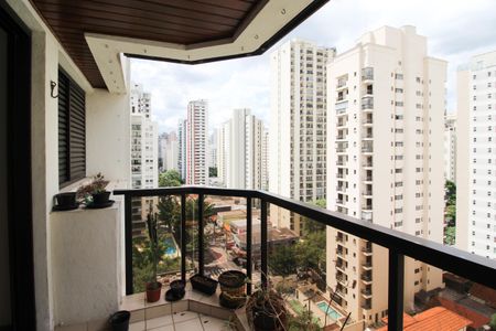 Varanda de apartamento para alugar com 1 quarto, 27m² em Indianópolis, São Paulo