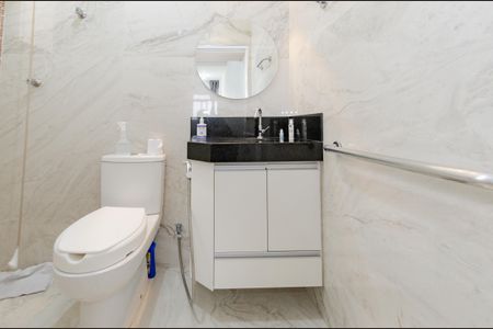 Banheiro suíte de apartamento à venda com 1 quarto, 50m² em Centro, Belo Horizonte