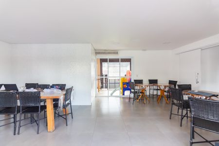 Apartamento à venda com 65m², 2 quartos e 1 vagaÁrea Comum 