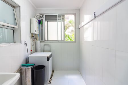 Apartamento à venda com 65m², 2 quartos e 1 vagaÁrea de Serviço 