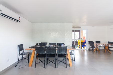 Apartamento à venda com 65m², 2 quartos e 1 vagaÁrea Comum 