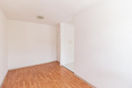 Sala de apartamento para alugar com 2 quartos, 40m² em Jardim Boa Vista (zona Oeste), Osasco