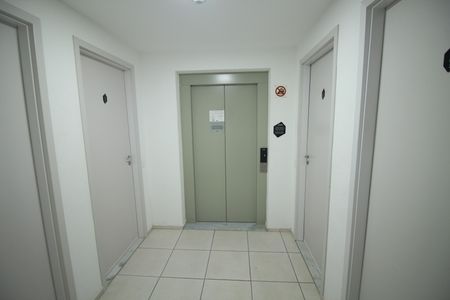 Apartamento à venda com 76m², 3 quartos e 1 vagaÁrea comum