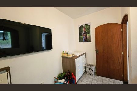 Casa à venda com 210m², 5 quartos e 3 vagas