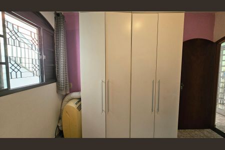 Casa à venda com 210m², 5 quartos e 3 vagas