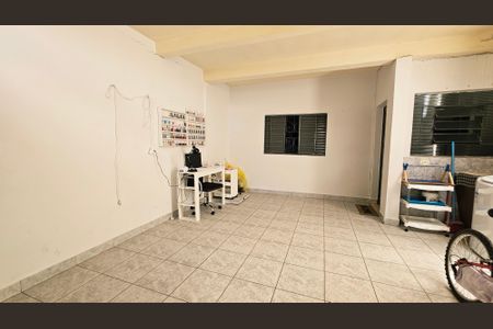 Casa à venda com 210m², 5 quartos e 3 vagas