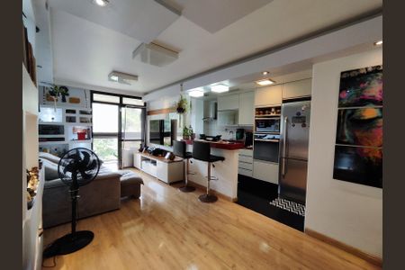 Sala de apartamento para alugar com 2 quartos, 65m² em Recreio dos Bandeirantes, Rio de Janeiro