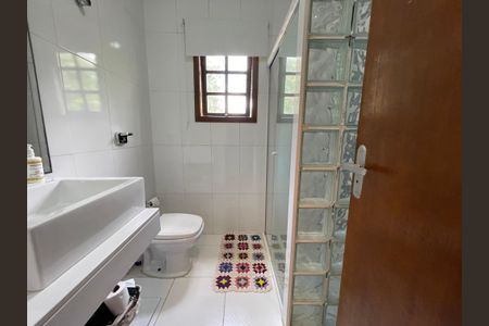 Casa à venda com 200m², 3 quartos e 3 vagas Casa à venda com 200m², 3 quartos e 3 vagasBanheiro da Suíte