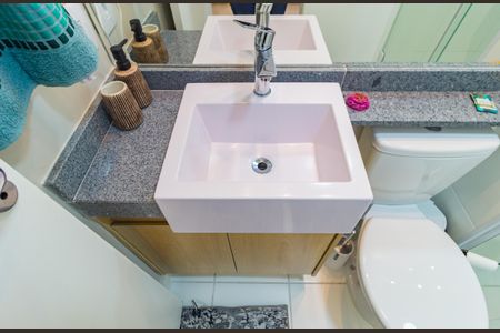 Apartamento à venda com 30m², 1 quarto e 2 vagasDetalhe - Banheiro