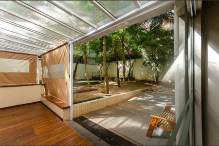 Apartamento à venda com 127m², 2 quartos e 2 vagas Apartamento à venda com 127m², 2 quartos e 2 vagasÁrea comum - Churrasqueira 1