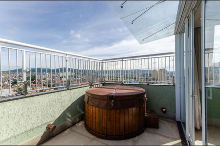 Apartamento à venda com 127m², 2 quartos e 2 vagas Apartamento à venda com 127m², 2 quartos e 2 vagasCobertura