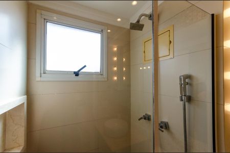 Apartamento à venda com 127m², 2 quartos e 2 vagas Apartamento à venda com 127m², 2 quartos e 2 vagasSuíte 1 - Banheiro