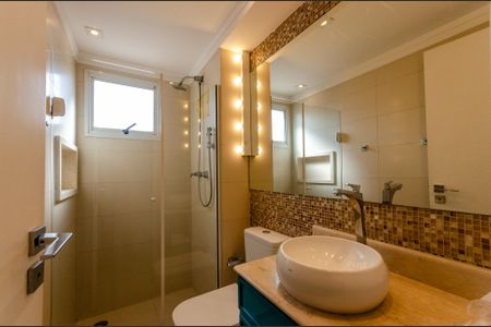 Apartamento à venda com 127m², 2 quartos e 2 vagas Apartamento à venda com 127m², 2 quartos e 2 vagasSuíte 1 - Banheiro