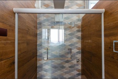 Apartamento à venda com 127m², 2 quartos e 2 vagas Apartamento à venda com 127m², 2 quartos e 2 vagasBanheiro