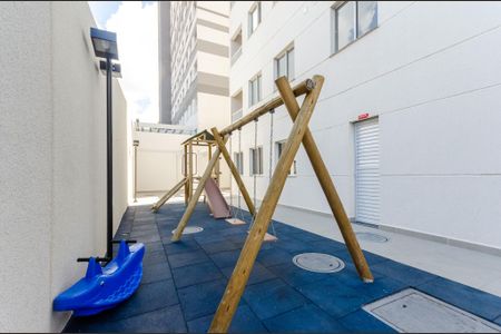Apartamento para alugar com 29m², 2 quartos e sem vagaÁrea comum - Playground