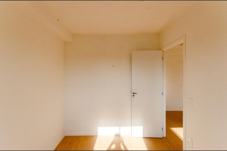 Quarto 1 de apartamento para alugar com 2 quartos, 29m² em Jardim Jaragua (sao Domingos), São Paulo