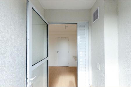 Apartamento para alugar com 29m², 2 quartos e sem vagaSala - Sacada