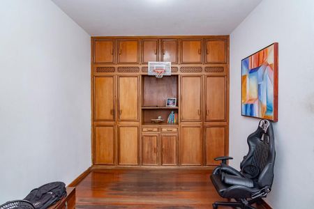 Apartamento à venda com 85m², 3 quartos e 1 vagaQuarto 2