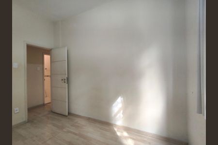 Apartamento à venda com 87m², 2 quartos e sem vaga Apartamento à venda com 87m², 2 quartos e sem vagaQuarto