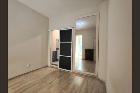 Apartamento à venda com 87m², 2 quartos e sem vaga Apartamento à venda com 87m², 2 quartos e sem vagaSuíte