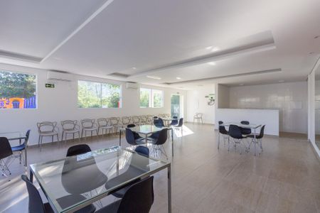 Apartamento à venda com 45m², 2 quartos e 1 vaga Apartamento à venda com 45m², 2 quartos e 1 vagaÁrea comum - Salão de festas