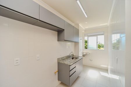 Apartamento à venda com 45m², 2 quartos e 1 vaga Apartamento à venda com 45m², 2 quartos e 1 vagaCozinha e Área de Serviço