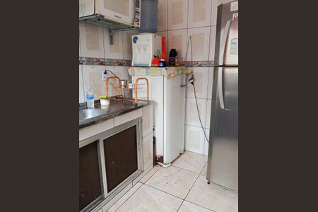 Cozinha de casa de condomínio para alugar com 2 quartos, 65m² em Penha, Rio de Janeiro