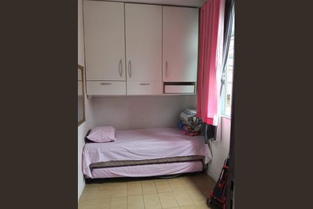 Quarto de casa de condomínio para alugar com 2 quartos, 65m² em Penha, Rio de Janeiro