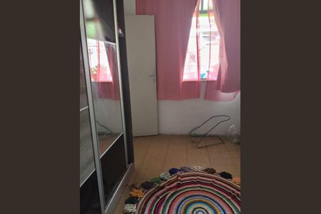 Quarto de casa de condomínio para alugar com 2 quartos, 65m² em Penha, Rio de Janeiro